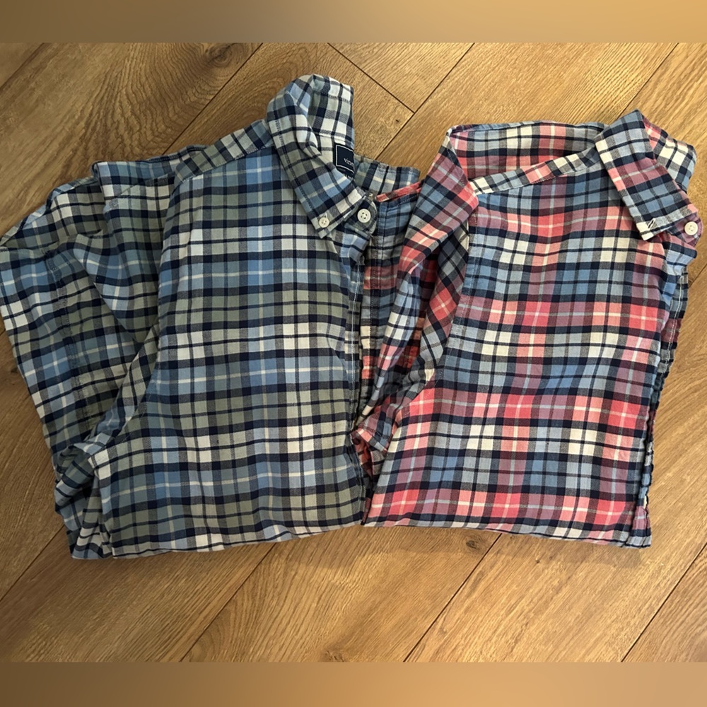 Vineyard Vines button up shirts - lot of 2